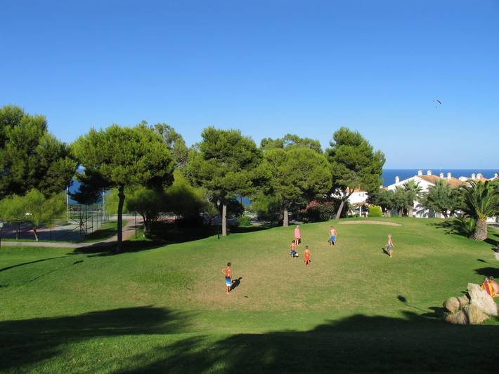 Bungalow für 6 Personen, mit Pool und Garten in Alicante Provinz - 4