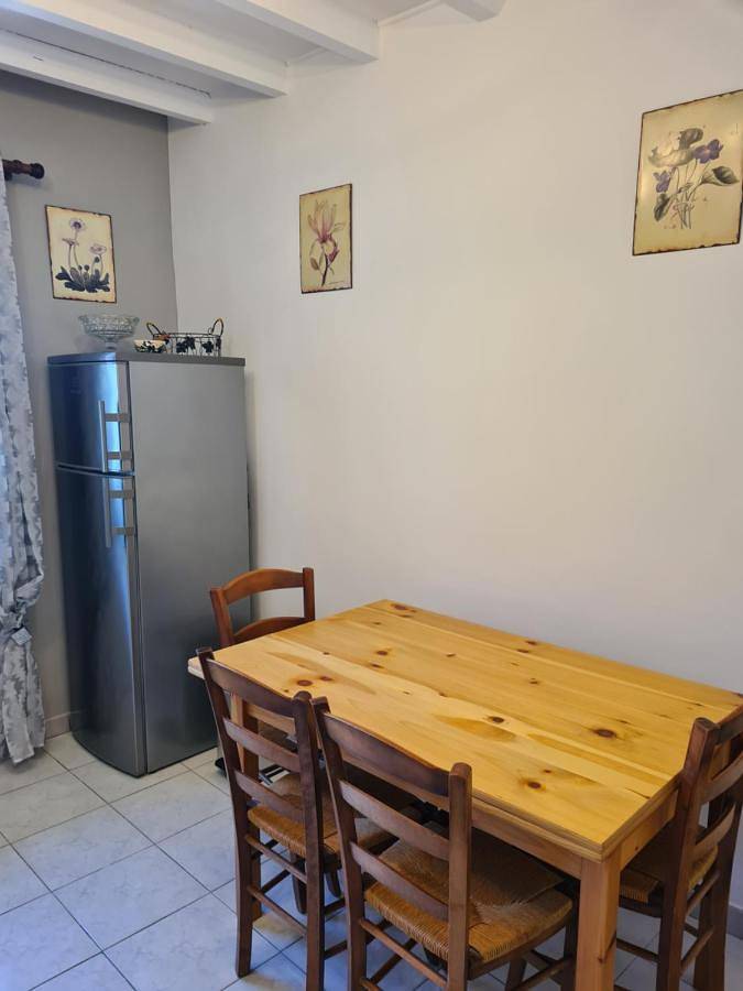 Gîte pour 4 personnes, avec terrasse et vue à Ansouis - 3