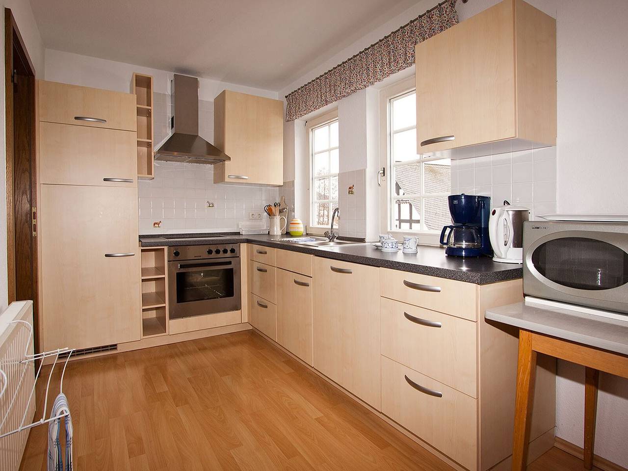 Ganze Wohnung, Ferienwohnung 'Pferd' mit Bergblick, Gemeinschaftsterrasse und Wi-Fi in Lenne (Schmallenberg), Schmallenberg