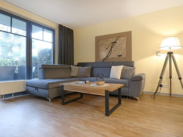 Ferienwohnung für 4 Personen, mit Balkon und Terrasse sowie Garten in Boltenhagen