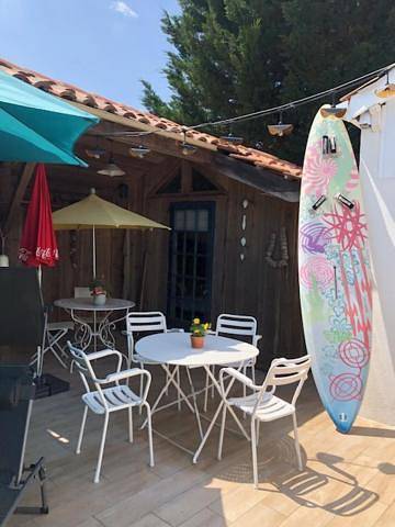 Location de vacances pour 6 personnes, avec jardin dans Taussat