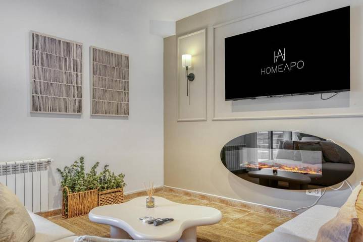 Casa rural para 10 personas, con piscina además de jardín y vistas, Se admiten mascotas en Miraflores de la Sierra - 4