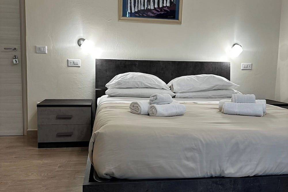 Ganze Wohnung, Doppelzimmer mit eigenem Bad in Terralba (Oristano) - Wacholder in Terralba, Campidano