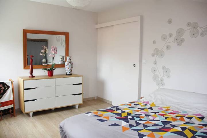 Location de vacances pour 8 personnes, avec jardin ainsi que terrasse et jacuzzi à Pau - 3
