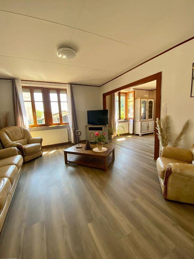 Location de vacances pour 6 personnes, avec terrasse, animaux acceptés à Maisonsgoutte - 3