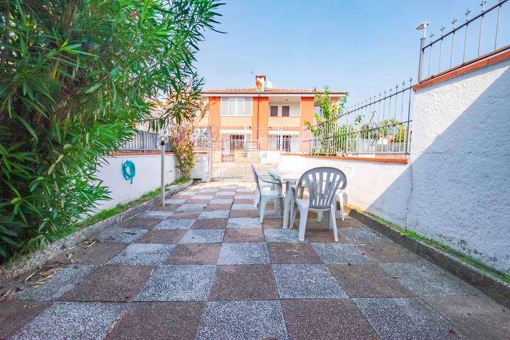 Location de vacances pour 8 personnes, avec Balcon et Jardin à Lido delle Nazioni - 4