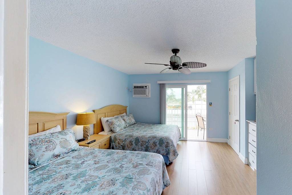 Ganze Wohnung, Canal Front Wohnung mit herrlichem Blick, günstige Lage in Sombrero Beach, Marathon