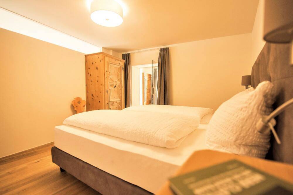 Ganze Wohnung, Appartements Münsterhof, (Müstair). in Müstair, Val Müstair