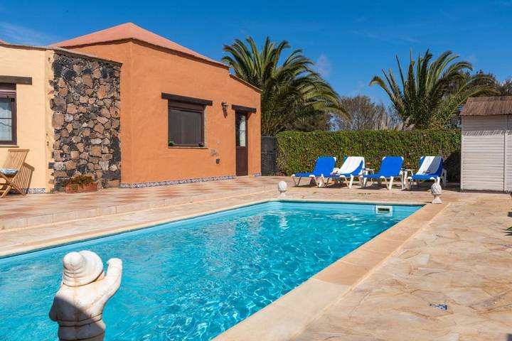 Villa für 8 Personen, mit Pool und Ausblick sowie Garten auf Fuerteventura - 4