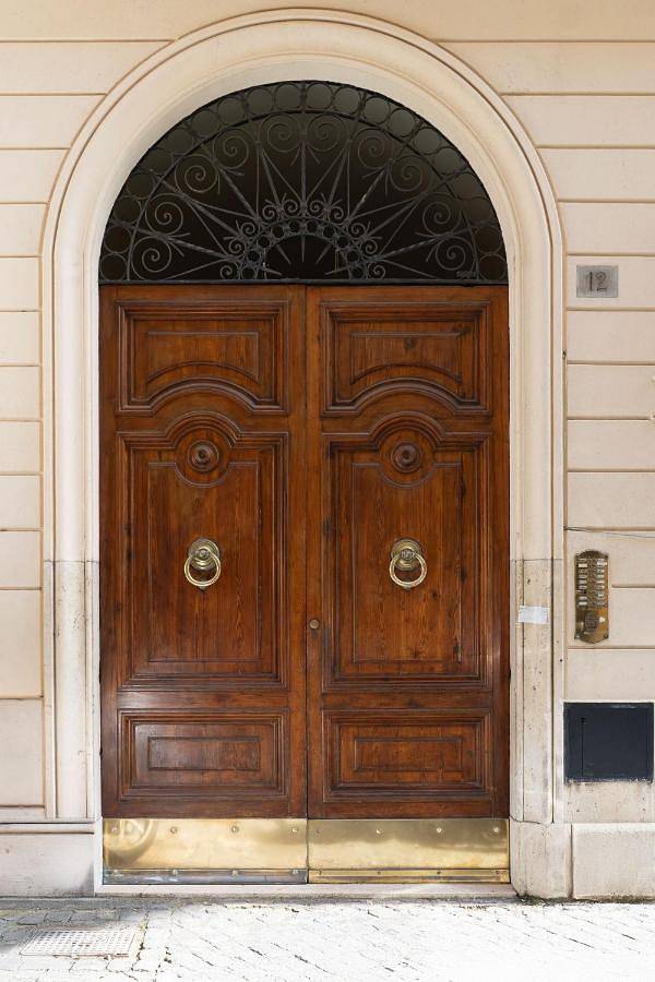 Gîte pour 4 personnes, animaux acceptés dans Basilique Saint-Pierre