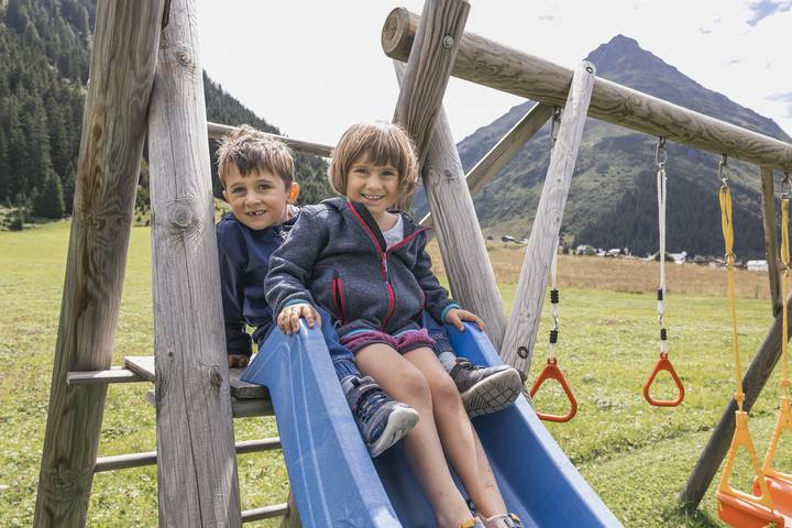 Ferienwohnung für 5 Personen, mit Ausblick und Sauna sowie Garten, kinderfreundlich in Galtür - 2