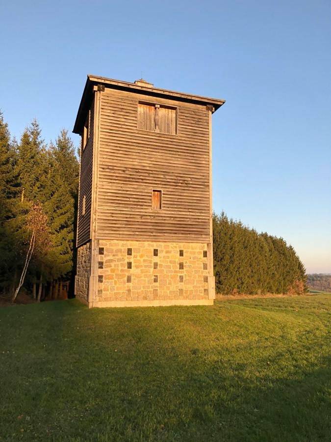Ferienwohnung für 5 Personen, mit Terrasse und Garten