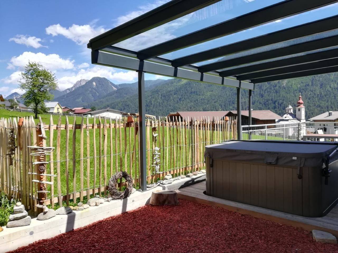 Charmantes Ferienhaus mit Whirlpool in Villgratner Berge, Strassen im Hochpustertal