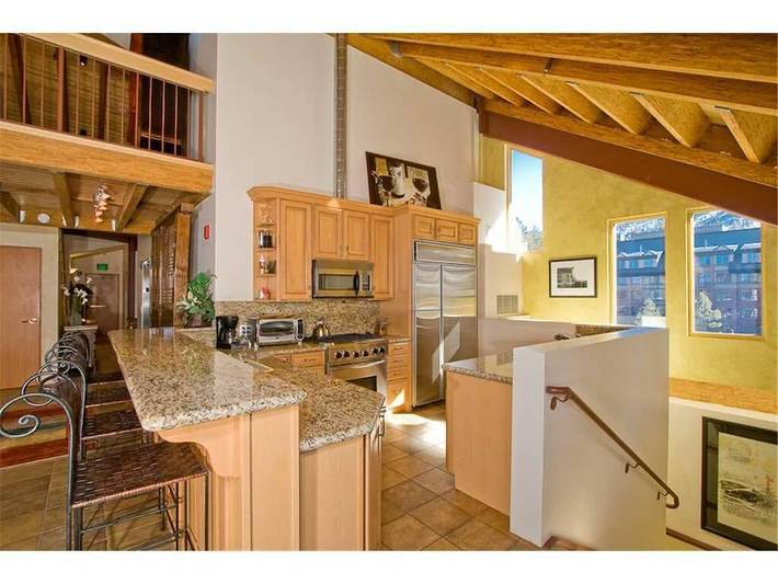 Vacation rental for 8 people, with balcony and hot tub by Lake Tahoe