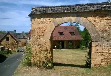 Chambre d’hôte pour 2 personnes, avec jardin et vue à Saint-Amand-de-Coly