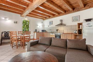 Location De Vacances pour 7 Personnes dans Carnoules, Région de Toulon, Photo 1