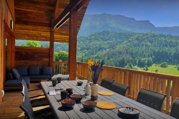 Chalet pour 9 Personnes dans Saint-Pierre-d'Entremont (Savoie), Région de Chambéry, Photo 1