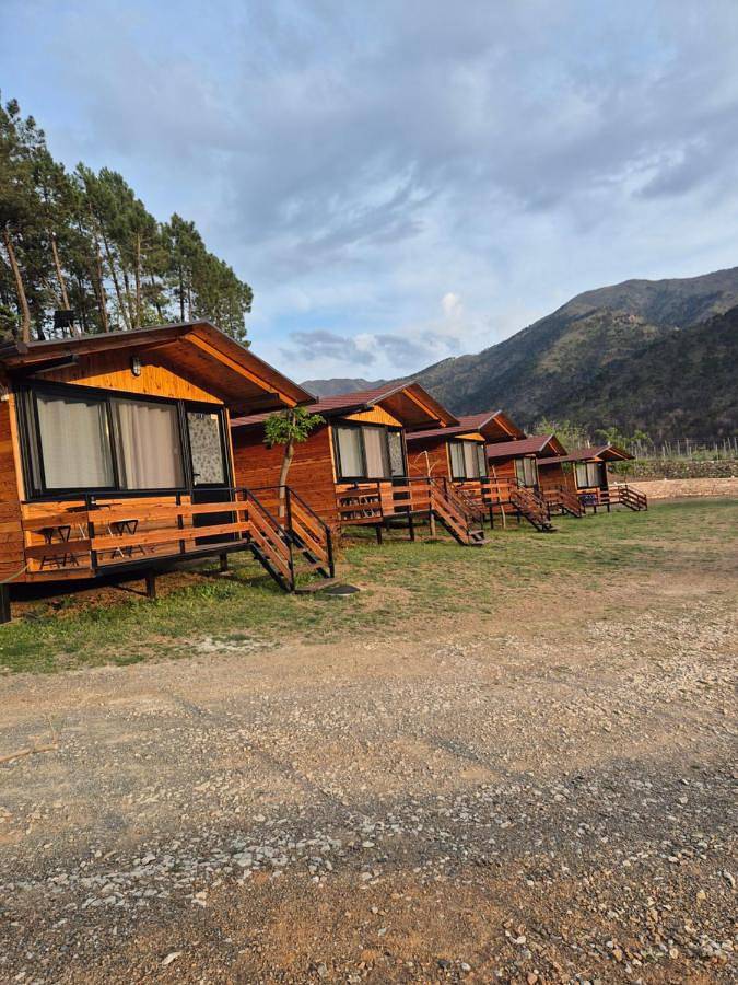 Ferienhaus für 3 Personen, mit Balkon und Garten sowie Ausblick in Albanien