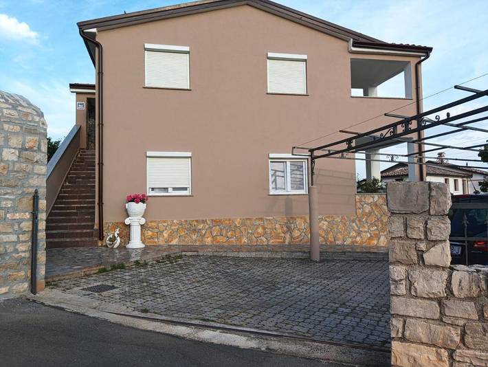 Ferienwohnung für 6 Personen, mit Balkon und Terrasse sowie Ausblick