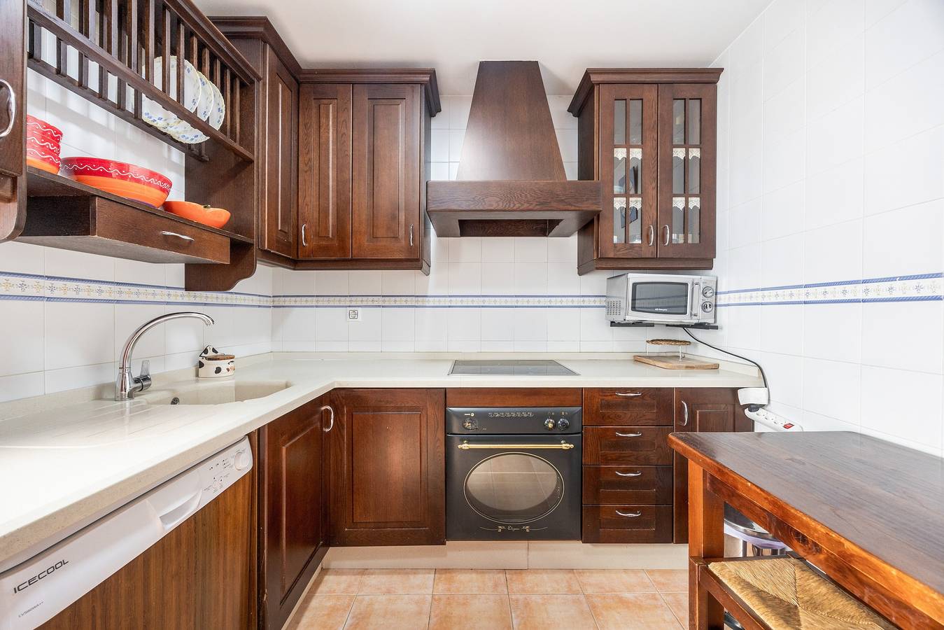 Apartamento inteiro, Apartamento 'Vacation Rental' com Wi-Fi in Chiclana de la Frontera, Costa de la luz