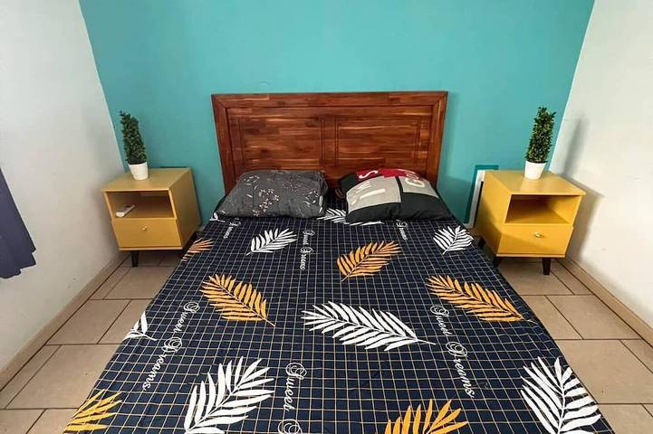 Location de vacances pour 6 personnes, avec jardin, animaux acceptés à Sainte-Suzanne - 3