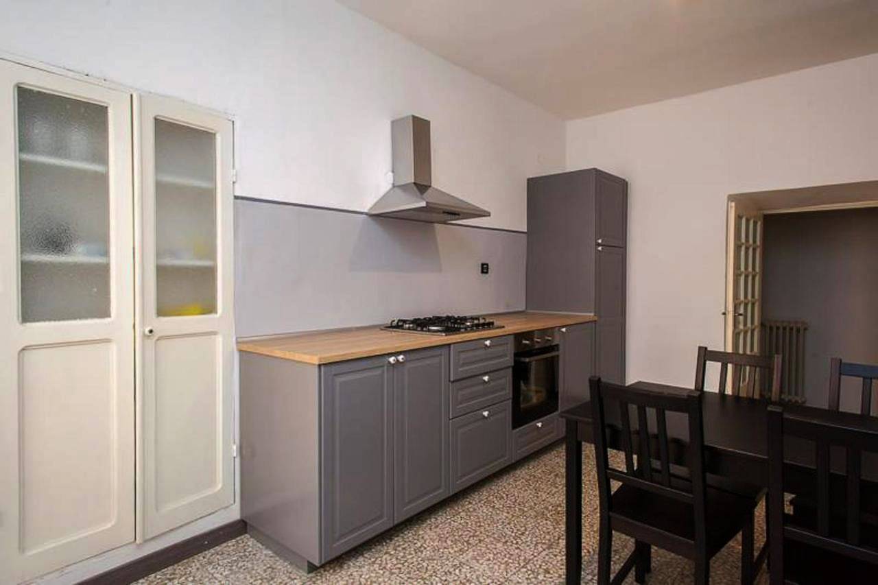 Casa Carducci - Spacious historical home close to the beach in Porto Maurizio, Imperia