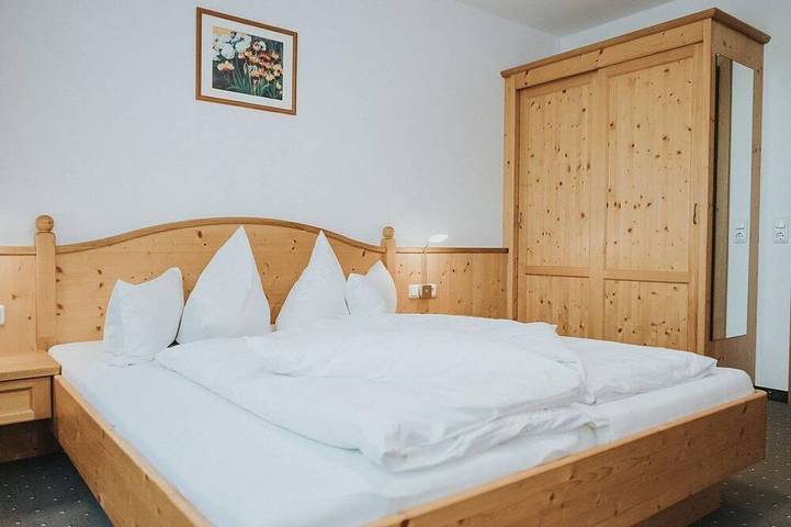 Ganze Wohnung, Waldblick-Doppelzimmer, Dusche oder Bad, Wc - Silberfux, Hotel in Pichl (Sankt Veit im Pongau), Sankt Veit im Pongau