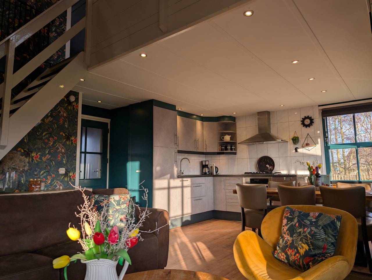 Ruhiges Ferienhaus für 6 Personen mit umzäuntem Garten und Holzofen Nähe der Nordseeküste in Niederländische Nordsee