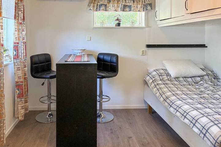Beautiful home in Vallvik with sauna in Söderhamn, Hälsingland