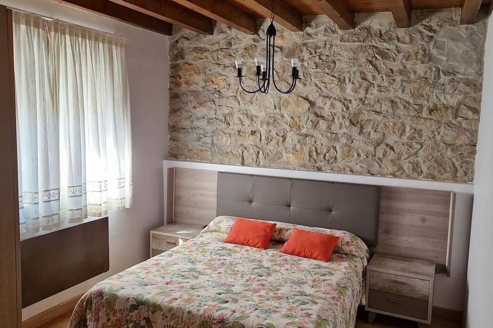 Apartamento entero, Apartamentos Viñas - Apartamento 1 habitación in Queveda, Santillana del Mar