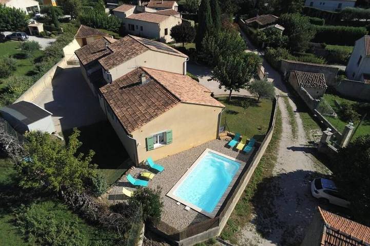 8-Personen Villa mit privatem Pool am Fuße des Mont Ventoux in Malaucène, Parc naturel régional du Mont-Ventoux