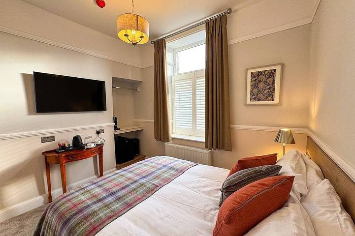 Glamping for 2 people, with garden in Peak District