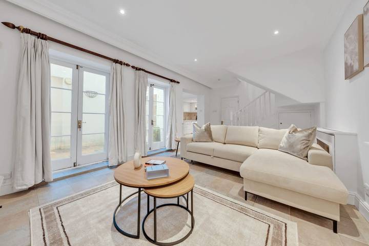 Vacation rental for 5 people, with terrace in Knightsbridge
