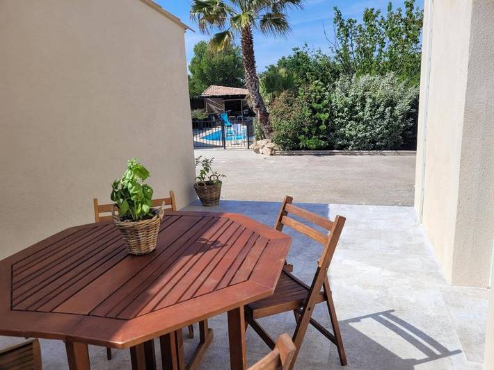 Gîte pour 4 personnes, avec Terrasse à Châteauneuf-les-Martigues - 2