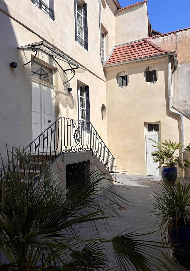 Maison d’hôte pour 2 personnes, avec vue et jardin