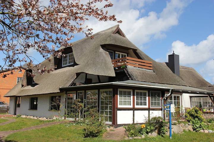 Cottage für 6 Personen, mit Balkon und Garten in Wustrow - 4