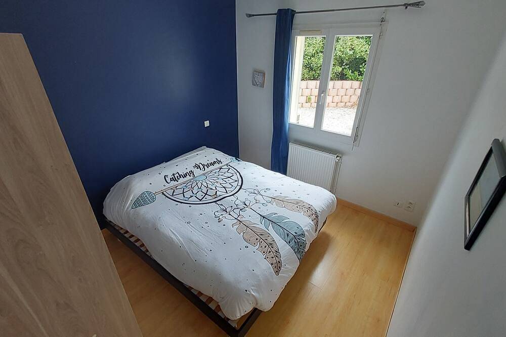 Air-Conditioned Villa With Swimming Pool In The Hills Above Cahors in Cahors, Lot