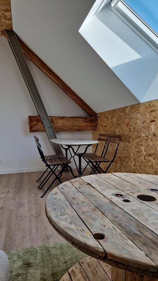 Gîte pour 4 personnes, avec terrasse à Amillis