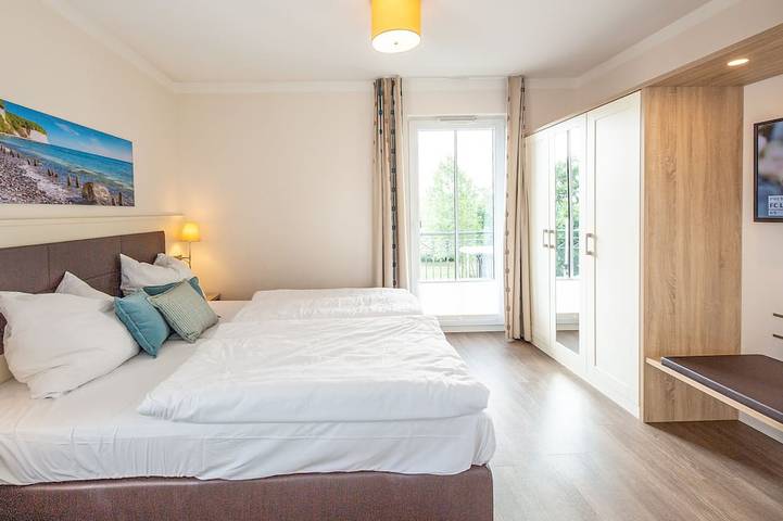 Komfortable grosse Suite, Pool und Sauna, 30 Meter zum Strand, grosser Südbalkon in Börgerende, Börgerende-Rethwisch