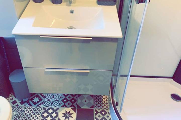 Mobil home pour 3 personnes, avec terrasse à Bocognano - 3