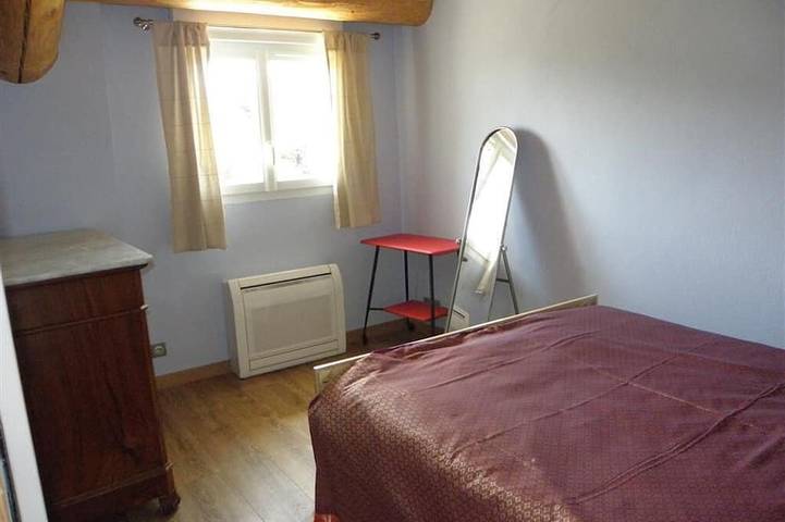 Location de vacances pour 5 personnes, avec terrasse ainsi que jacuzzi et jardin à Sauveterre - 2