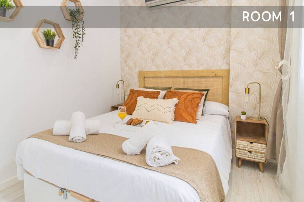 Entire apartment, Luxury Duplex Plaza del Pilar in Saragossa, Saragossa Province