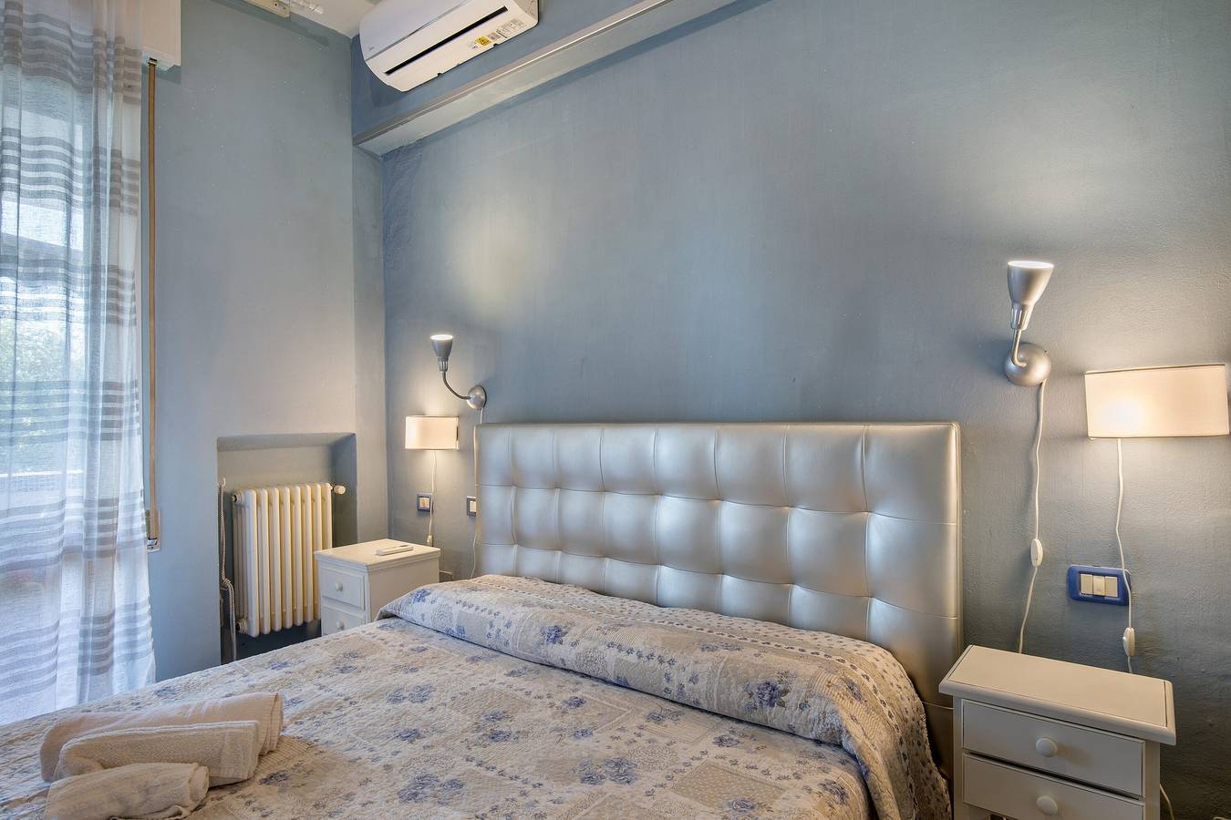 Ganze Wohnung, Ferienwohnung 'Best Relax Home Marina Di Carrara' mit Balkon, Wi-Fi und Klimaanlage in Marina di Carrara, Carrara