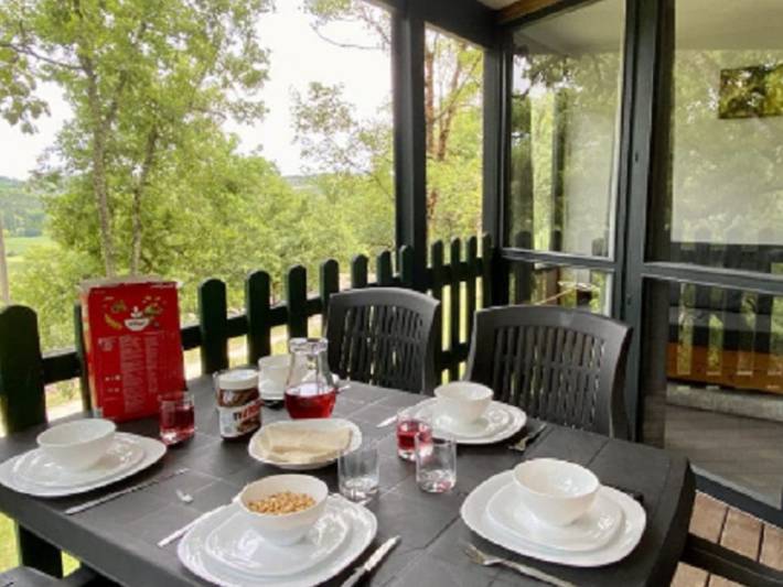 Gîte pour 5 personnes, avec terrasse et piscine à Saint-Cybranet - 2