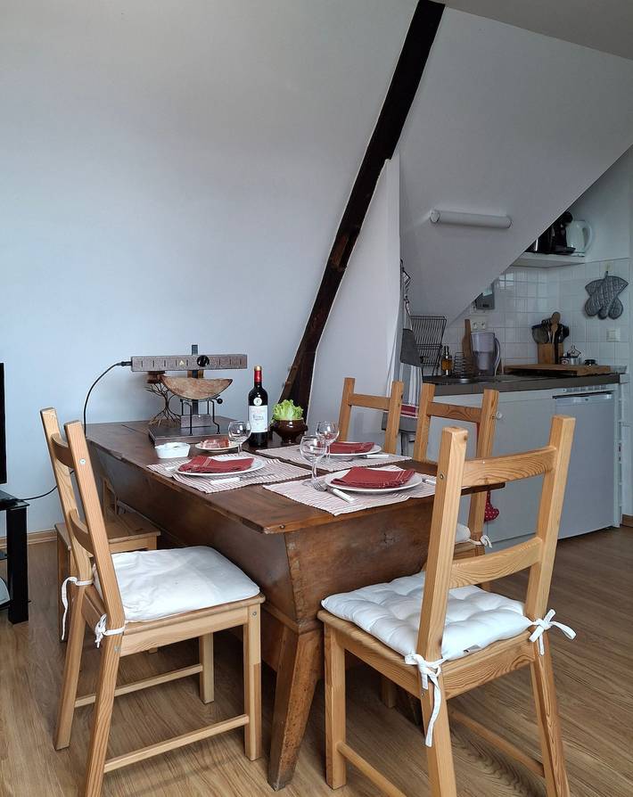 Apartment 'La Tramolière' with Private Pool, Wi-Fi and Air Conditioning in La Tour-du-Pin region