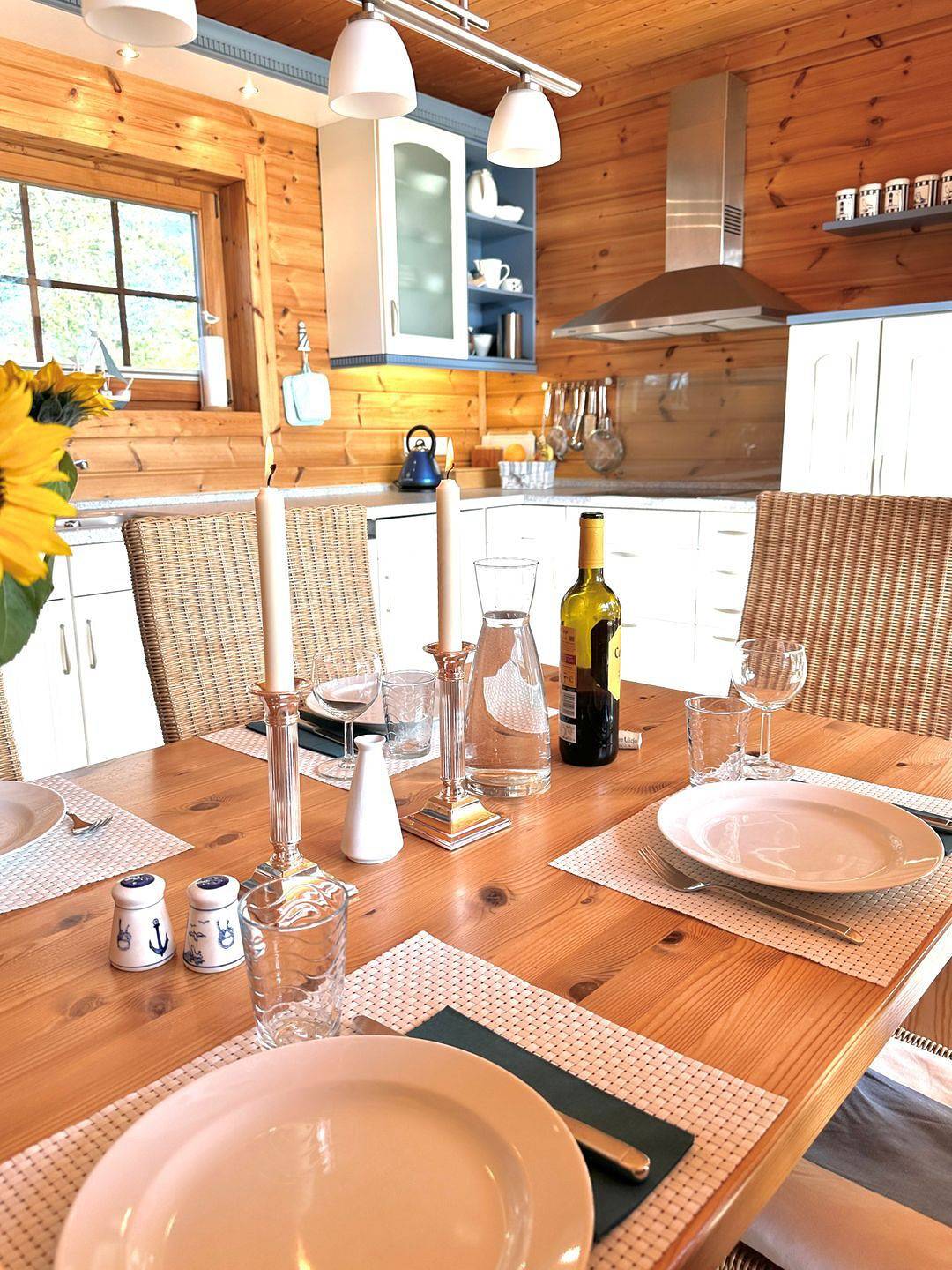 Ferienhaus "Sonnenblumenhaus" in Falshöft für bis zu 4 Personen und 2 Hunden in Geltinger Birk, Nieby