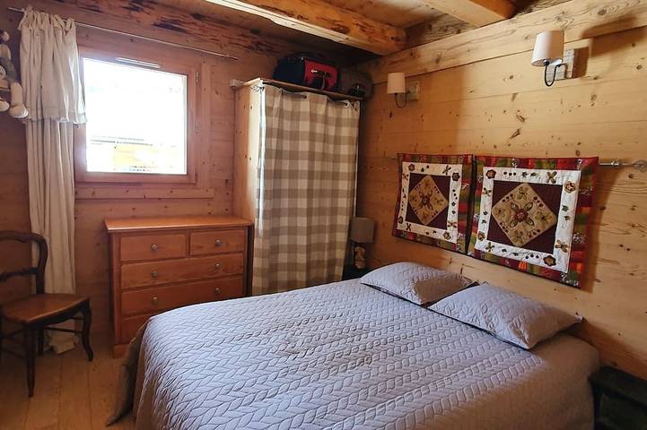 Gîte pour 11 personnes, avec terrasse et jardin dans Lac des Confins - 2