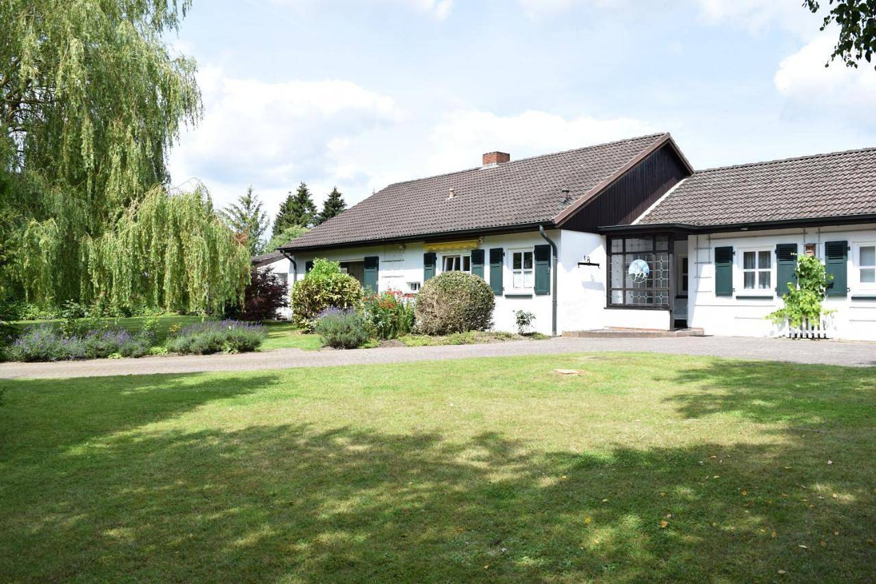 Landhaus Hideaway mit Aussenpool, Sauna und Kamin in Bosau, Ostholstein