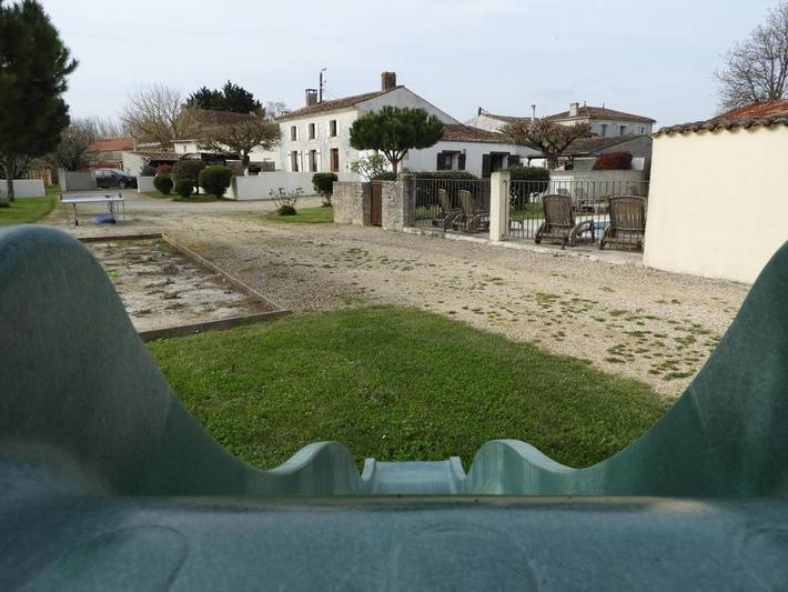 Location de vacances pour 4 personnes, avec vue et sauna ainsi que jardin et piscine, animaux acceptés à Meursac - 4