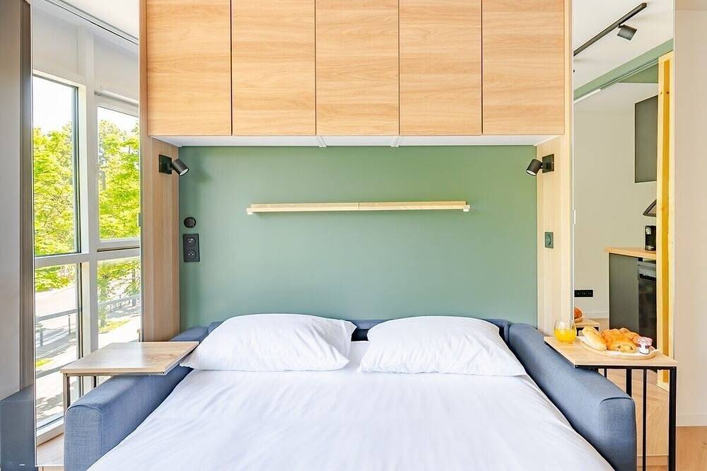 Entire apartment, Smart studio ultra-connected - Perfect stopover between Disneyland and Paris in Noisy-le-Grand, Seine-Saint-Denis